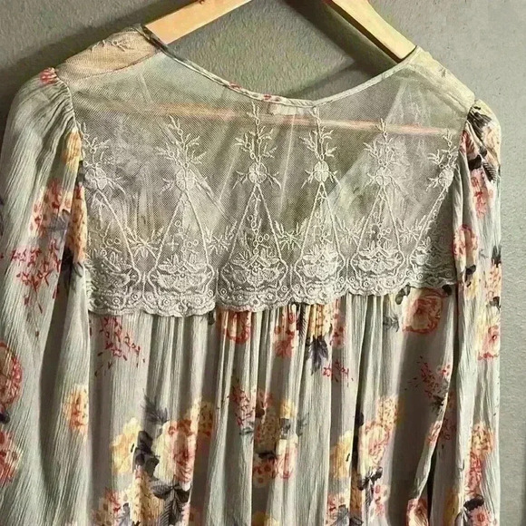 Nordstrom | Lush floral crop XL - Picture 6 of 7